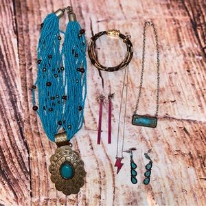Turquoise Jewelry Lot & Jewelry Case